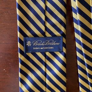 Brooks Brothers Tie